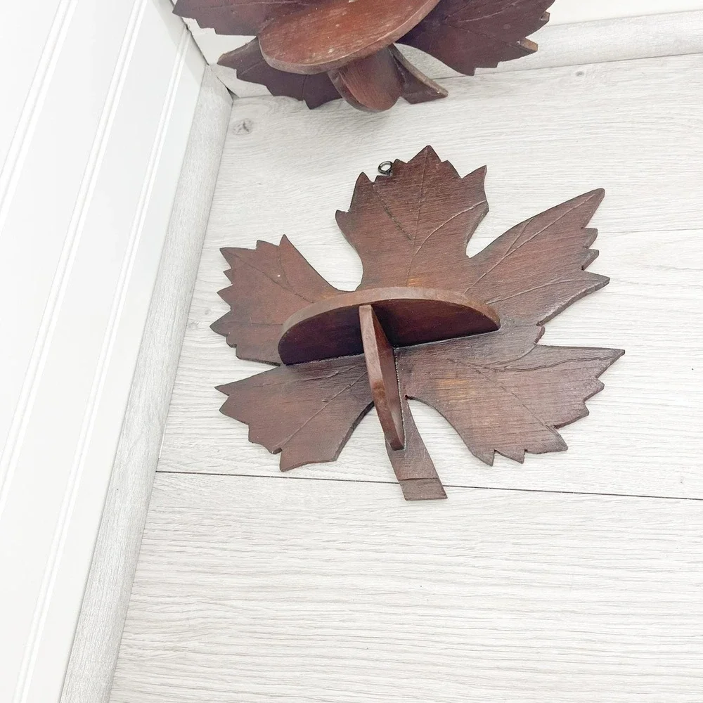 Vintage Maple Leaf Wooden Shelf Set: Mid-Century‎ Modern Decor